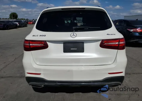 2017 Mercedes-Benz Glc 300 4Matic из США, поврежденный, VIN WDC0G4KBXHF133532
